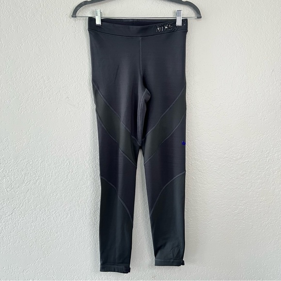 Nike Pro Hyperwarm Gray Stirrup‎ Athletic Leggings Tights - Women’s Size Small - Picture 1 of 12